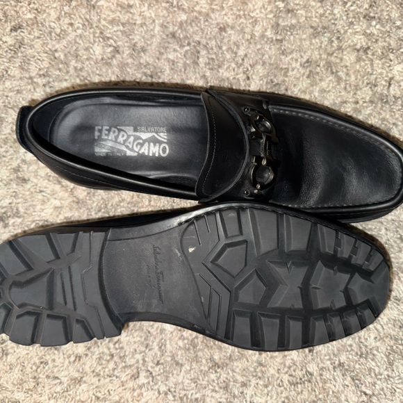 Salvatore Ferragamo Men\'s Elegant Black Slip-Ons